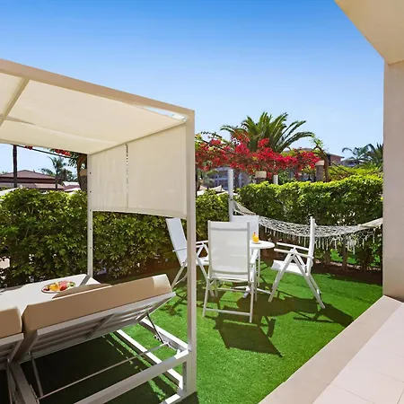 Viva Blue & Apart Otel 4*